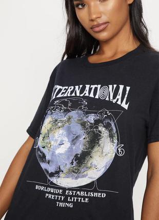 Футболка оверсайз с принтом prettylittlething, plt2 фото