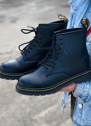 Dr. martens 1460 black зимові жіночі черевики мартінс в чорному кольорі2 фото