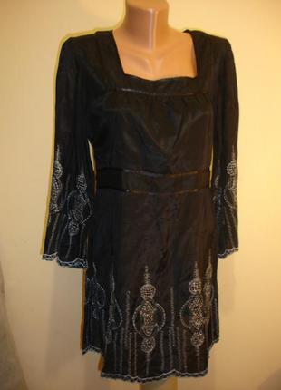 Ошатна туніка з вишивкою ахха scholz