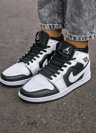 Nike air jordan кросівки жіночі джордан