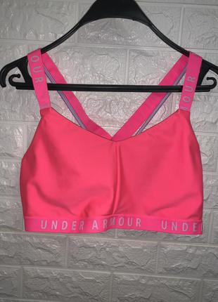 Спортивный топ under armour