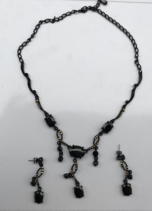 Комплект украшений(серьги+колье)