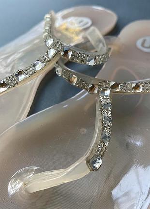 Шльопанці,в'єтнамки з камінням 38р.