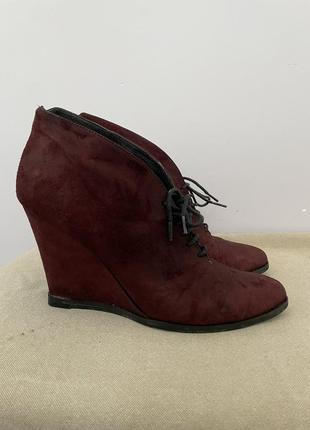 Замшеві ботильйони