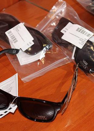 Vans spicoli 4 shades vn000lc0blk сонцезахисні окуляри оригінал чорні окуляри7 фото