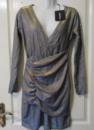 Платье очень красивое