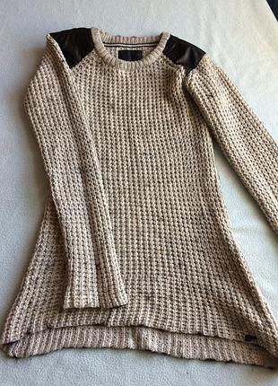 Теплий в‘язаний сведр