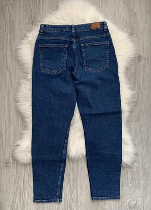 Bershka джинсы с вышивкой 38 -размер высокая посадка .8 фото
