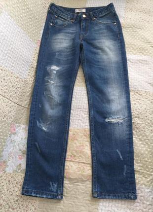 Джинсы женские