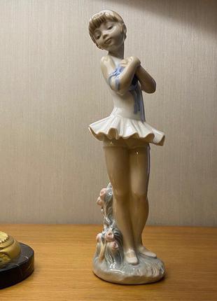 Фарфоровая статуэтка nao (by lladro) «юная балерина».