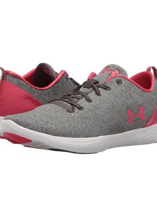 Жіночі кросівки