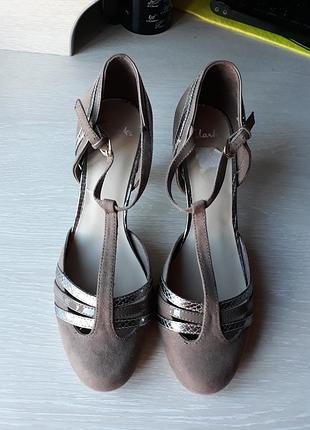 Туфлі clarks 39 розмір