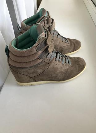 Сникерсы-ботинки reebok