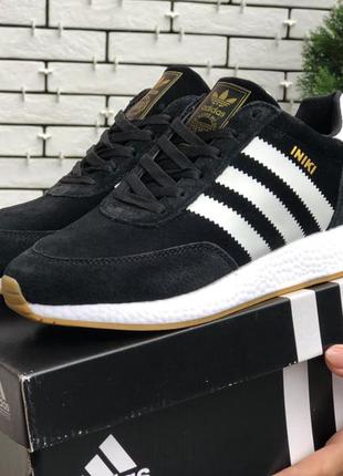 Зимові кросівки adidas iniki
