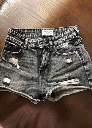 Шорті s джинс
