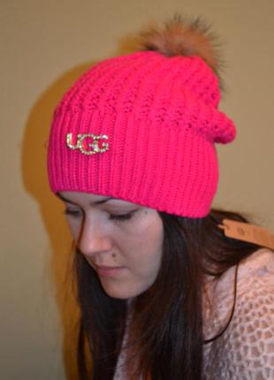 Ugg шапка с натуральным меховым помпоном 2