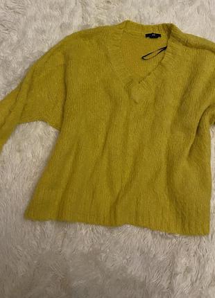 Класний лимонний светр1 фото