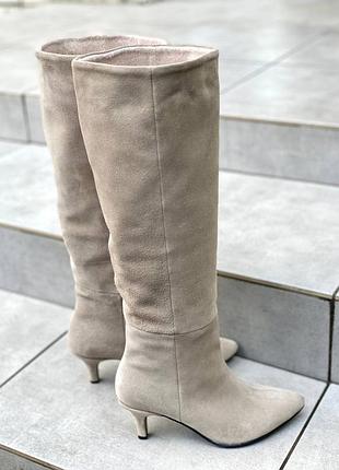 Жіночі замшеві чоботи