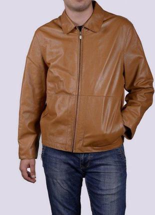 Шкіряна куртка італія