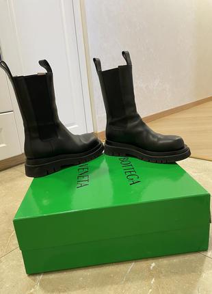 Оригінал,стильні челсі bottega veneta