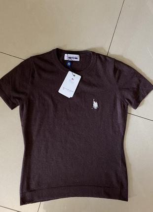 Новий светрик polo,s!є ще сірий!