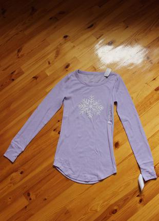 Светр базовий з круглим вирізом горловини дуже красивого кольору