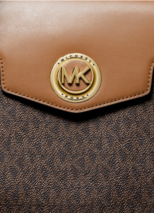 Сумка-портфель carmen с большим логотипом и кожаным ремнем michael kors6 фото