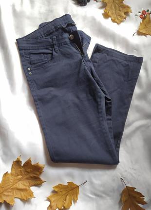 Жіночі джинси