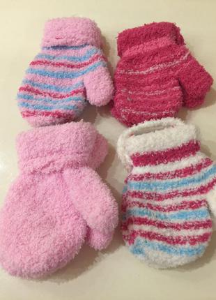 Варежки махровые с веревочками