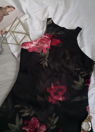 Шикарное вечернее платье миди в цветы6 фото