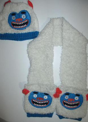 Комплект набір шапка, шарф-рукавиці c&a німеччина