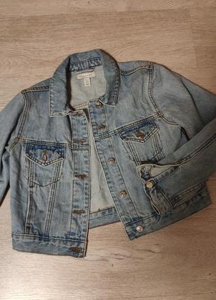 Стильная крутая джинсовая куртка5 фото