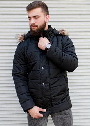 Мужская зимняя куртка с мехом на капюшоне