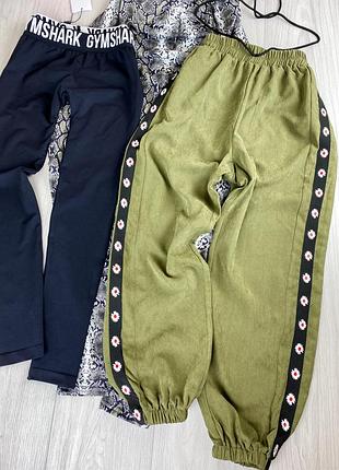 Зелені бриджі shein з лампасами