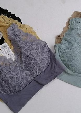 Топ виймаються з поролоном чашка d мікрофібра з мереживом