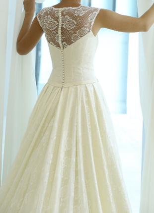 Свадебное платье  из королевского атласа, шифона и кружева4 фото