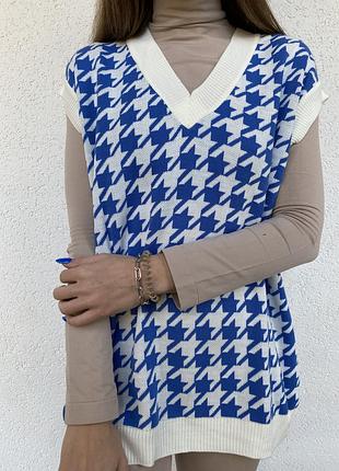 Безрукавка жилет в «гусячу лапку»