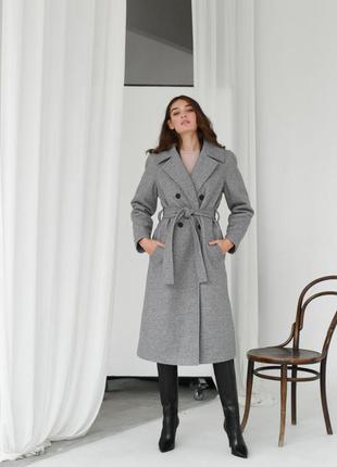 Шикарне пальто українського дизайнера