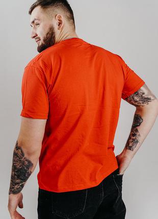 Чоловіча футболка однотонна червона базова4 фото