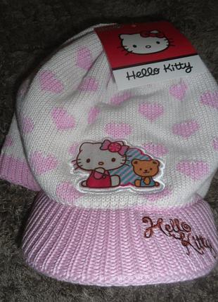 Меховушка,шапочка hello kitty на 3-4 роки
