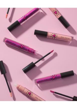 Блиск для губ mary kay unlimited , лілова надія (перламутровий)3,9 мл6 фото