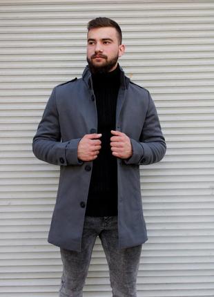 Стильне утеплене сіре пальто чоловіче3 фото
