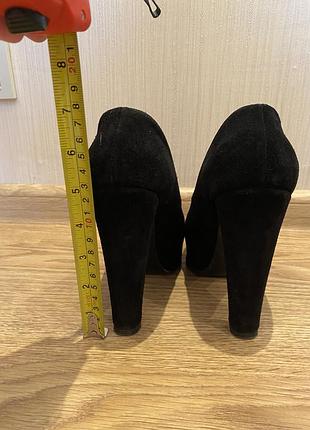 Туфлі класичні, замшеві, 35 розмір
