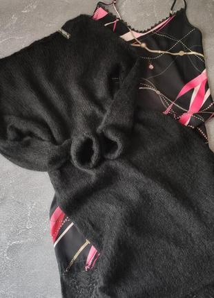 Черное платье из мохера, паутинка