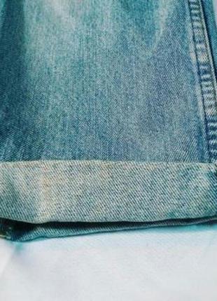 Джинсы с завышенной талией (mom jeans)4 фото