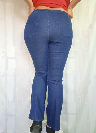 Комфортные стрейчевые джинсы на резинке5 фото