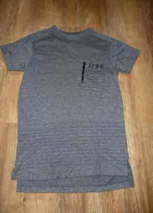 Rebel футболка на 9-10 років