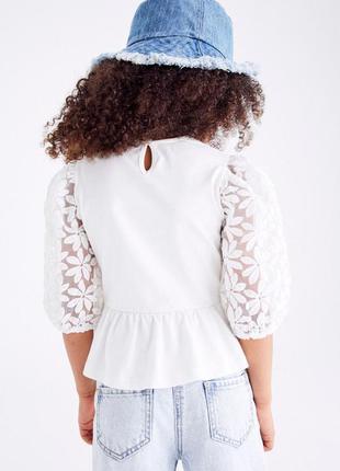 Красивая белая трикотажная блуза блузка для девочки next (великобритания)2 фото