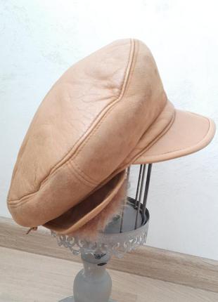 Кепка шкіряні з натуральним хутром