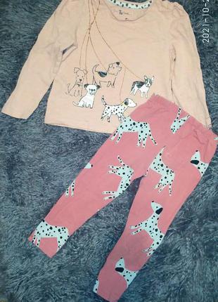 Трикотажная розовая пижама в собачках